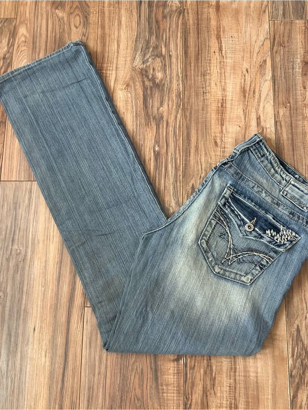 Big Star Women's Medium Wash Maddie Mid Rise Bootcut Jeans 31 XL x 35